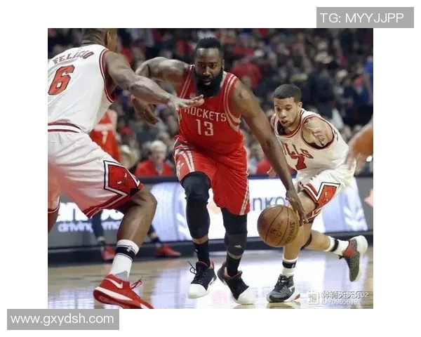 火箭队与雷霆队历史交锋分析及战绩回顾